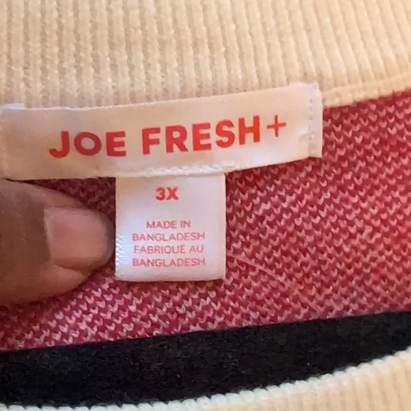 Joe Fresh| NWT Red and White Snow Flake Patterned Long Sleeve Crew Neck Sweater - Picture 10 of 15